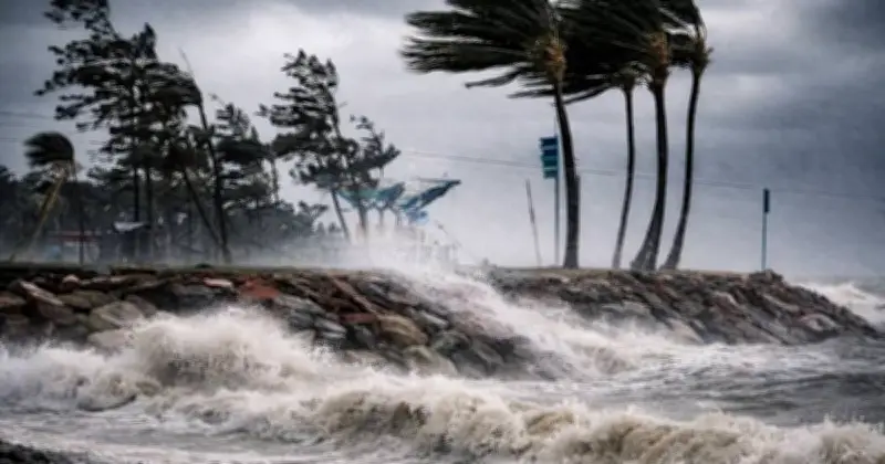 ১৩ জেলায় ঝড়ের সতর্কতা, ১ নম্বর সংকেত জারি