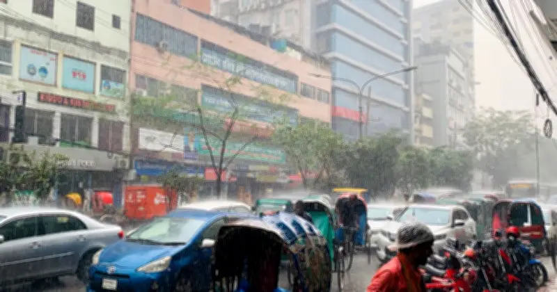 ভারী বৃষ্টির পূর্বাভাস দিয়েছে আবহাওয়া অফিস