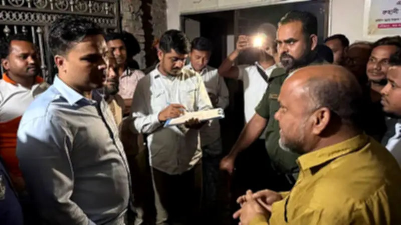 ভবনে জ্বালানি তেলে আগুন, ভাড়াটিয়ার জেল; ছাত্রদলের ২৯ কমিটি ঘোষণা