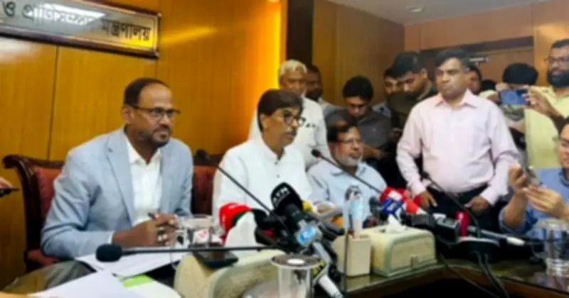 কোরবানির পশুর কোনো ঘাটতি নেই: মন্ত্রী