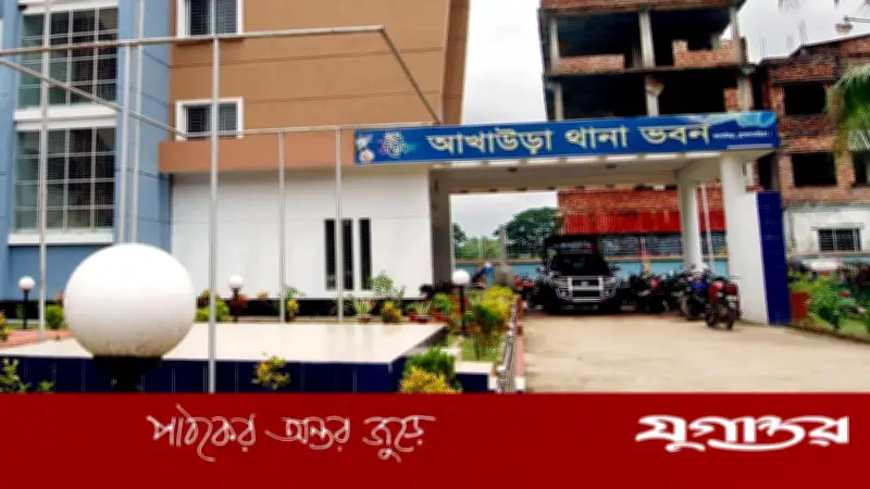 আখাউড়ায় শিশুসহ তিনজনের লাশ উদ্ধার, আত্মহত্যার রহস্য উদঘাটনে কাজ করছে পুলিশ