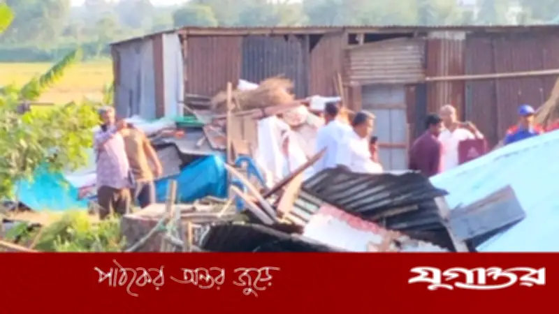 কুমিল্লায় ঝড়ে টিনের চাল ভেঙে একজনের মৃত্যু