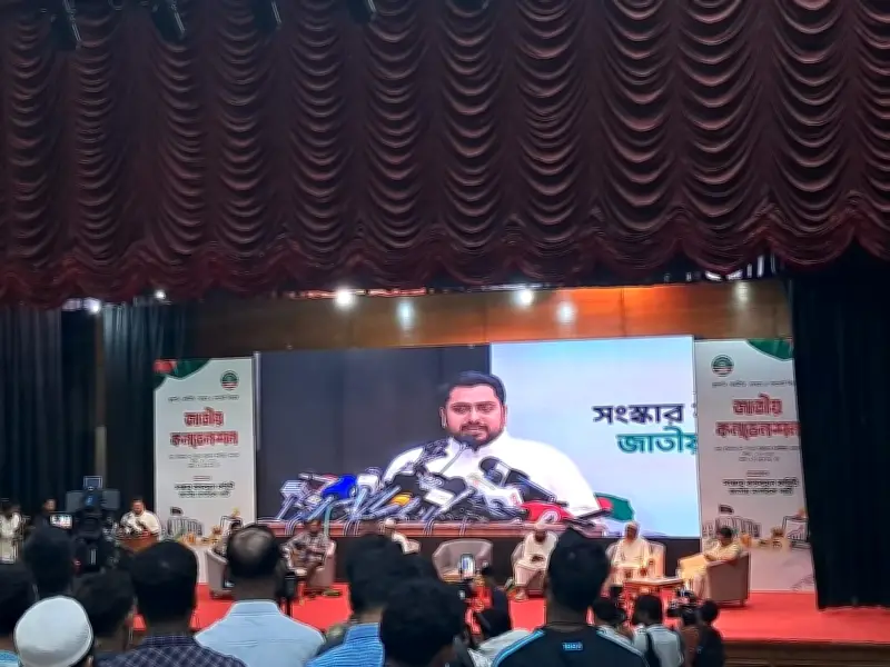 বিএনপির প্রতিশ্রুতিতে প্রতারণার অভিযোগ নাহিদ ইসলামের