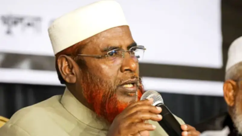 প্রধানমন্ত্রীর গণভোট প্রতারণা ও অন্যান্য শিরোনাম