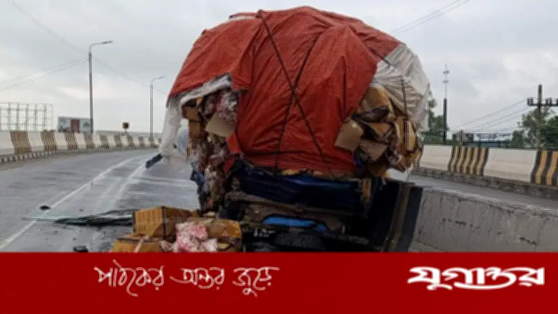 টাঙ্গাইলে মহাসড়কে ট্রাক-পিকআপ সংঘর্ষে নিহত ২