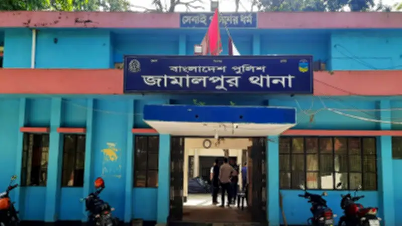 জেলগেট থেকে গ্রেপ্তার আওয়ামী লীগের ৬ নেতাকর্মী, শিক্ষার্থীদের জন্য নতুন নির্দেশনা
