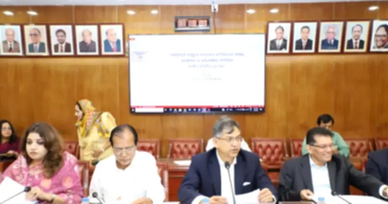 মুক্তিপ্রাপ্ত শীর্ষ অপরাধীদের আইনের আওতায় আনার নির্দেশ স্বরাষ্ট্রমন্ত্রীর