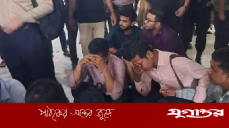 ঢামেকে দালালচক্রবিরোধী অভিযানে নারীসহ ৪৫ জন আটক