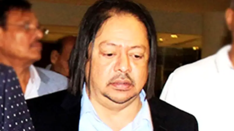 সিকদার গ্রুপের এমডি রন হক সিকদার মারা গেছেন