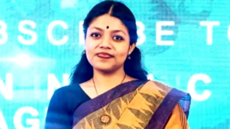 নুসরাত তাবাসসুমকে নির্বাচিত ঘোষণা ইসির, পিএমওতে সাত কর্মকর্তা নিয়োগ