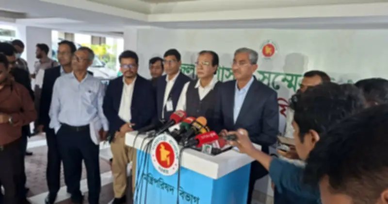২০ হাজার কিমি খাল খননের প্রতিশ্রুতি পূরণে কাজ করছে সরকার: পানিসম্পদ মন্ত্রী