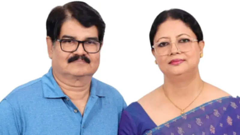 তিন দশক পর প্রথম একসঙ্গে মঞ্চে মুনমুন-সুজিত