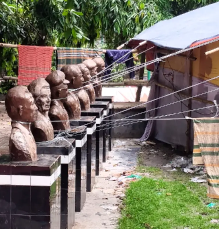 টাঙ্গাইলে বীরশ্রেষ্ঠদের গলায় বিসিক মেলার দড়ি বাঁধার ঘটনা তীব্র নিন্দা