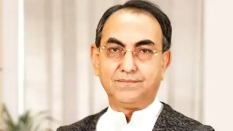 আশঙ্কামুক্ত মির্জা আব্বাস, পাকিস্তান সিরিজে নতুন কোচ পাচ্ছে বাংলাদেশ