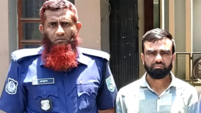 লালমনিরহাটে যাবজ্জীবন সাজাপ্রাপ্ত মাদক সম্রাট পাইলট গ্রেপ্তার