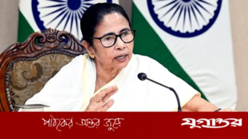 পদত্যাগে নারাজ মমতা, না করলে কী হবে?