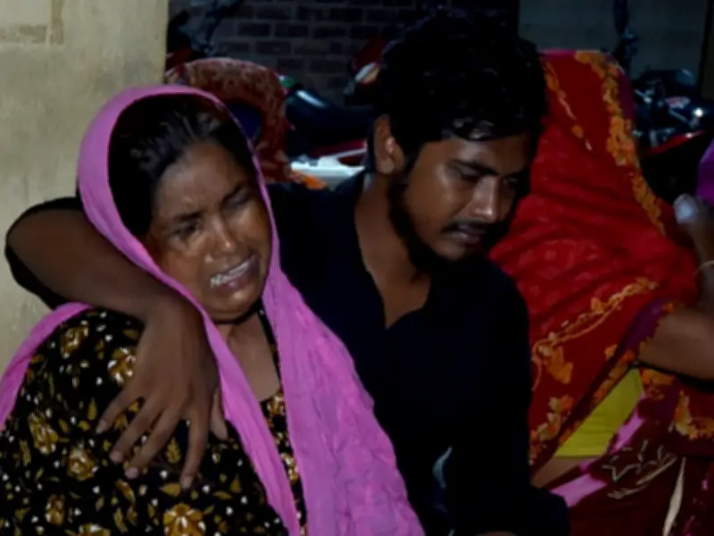 মেহেরপুরে রিকশাচালককে কুপিয়ে হত্যা, স্ত্রীর সামনেই খুন