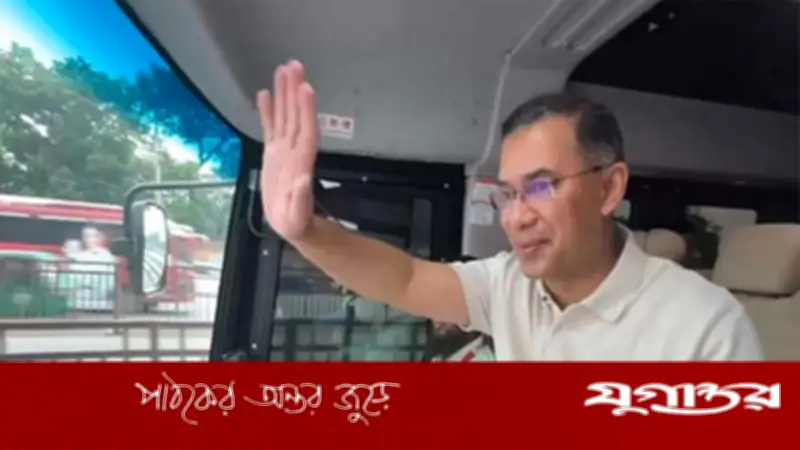 প্রধানমন্ত্রীর মানবিকতা: বহর থামিয়ে অ্যাম্বুলেন্সকে পথ
