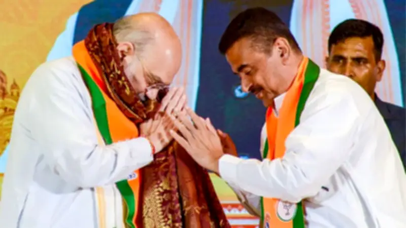 মুখ্যমন্ত্রী হতে শুভেন্দুকে আরো এক ধাপ অতিক্রম করতে হবে