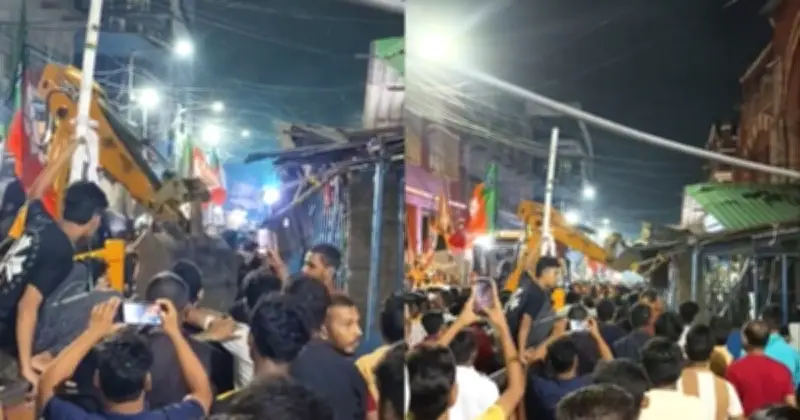 কলকাতায় বিজেপির মিছিলে বুলডোজার নিয়ে মাংসের দোকান ভাঙার অভিযোগ