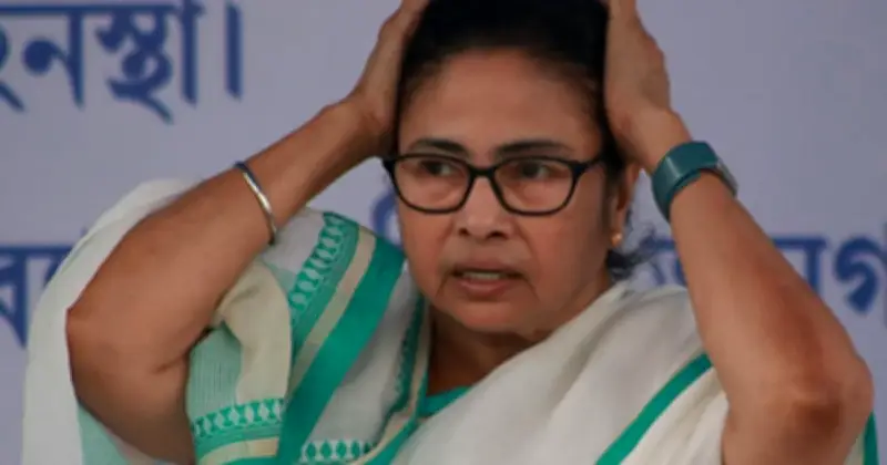 পরাজয়ের পরও পদত্যাগ না করায় মমতার তীব্র সমালোচনা বিজেপির