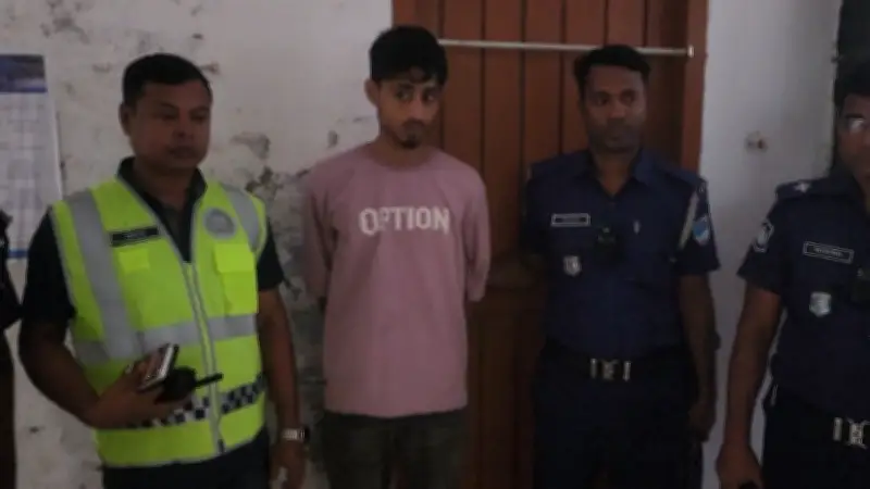 নড়াইলে ঘুমন্ত স্ত্রীকে কুপিয়ে হত্যা, স্বামী আটক