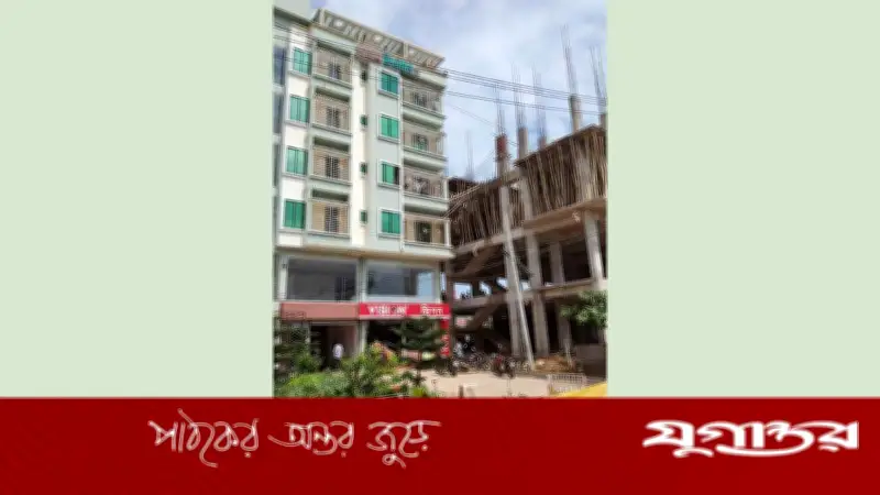 ফটিকছড়িতে সাততলা থেকে পড়ে আড়াই বছরের শিশুর মৃত্যু