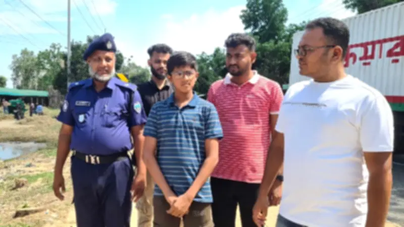 খিচুড়ি কিনতে গিয়ে উধাও শিক্ষার্থী, কক্সবাজারে উদ্ধার