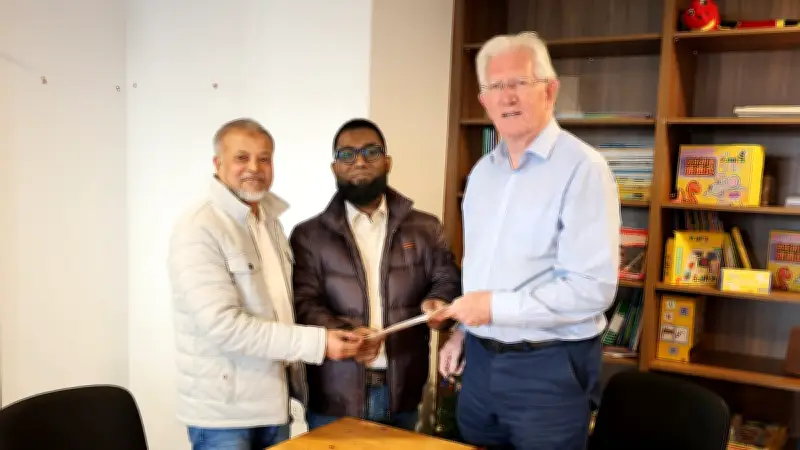 বাংলাদেশে জলি ফনিক্সের আনুষ্ঠানিক যাত্রা, ইংরেজি শিক্ষায় নতুন দিগন্ত