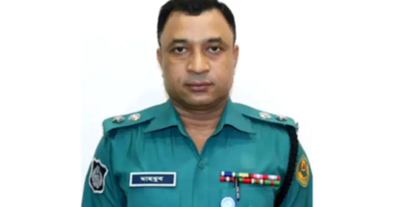 হত্যা মামলার আসামি মাহবুব আলম খান ফেনীর নতুন এসপি