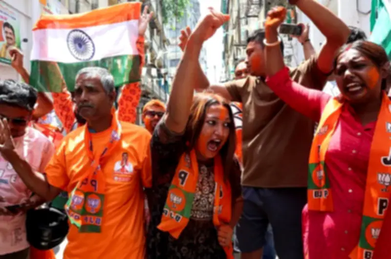 পশ্চিমবঙ্গ নির্বাচন: গেরুয়া রঙের রাজনীতি ও বিভক্তির নতুন অধ্যায়