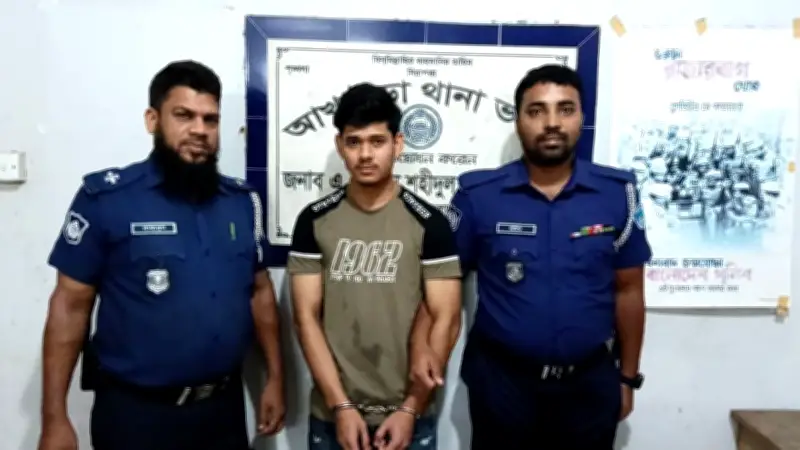স্ত্রী নির্যাতন মামলায় স্বামী গ্রেপ্তার, অভয়নগরে সার ব্যবসায়ী খুন