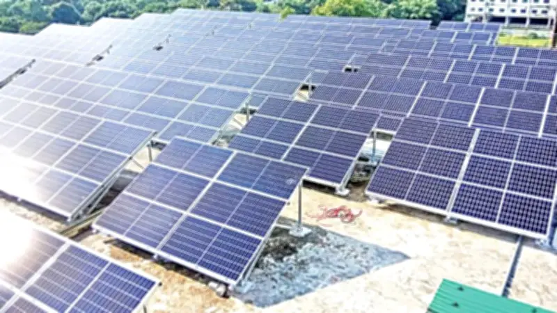 ছাদে সোলার প্যানেল বসানোর আহ্বান বিদ্যুৎমন্ত্রীর