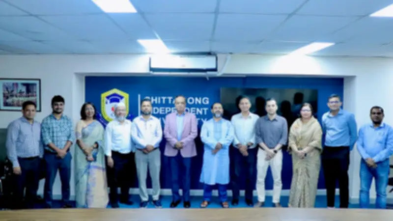 সিআইইউতে আনুষ্ঠানিক যাত্রা শুরু করলো এআই সেন্টার