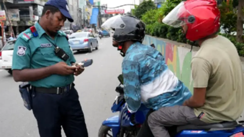 ট্রাফিক আইন লঙ্ঘনে ডিএমপির ১৭২৩ মামলা, হাওড়ের কৃষকদের সহায়তার নির্দেশ