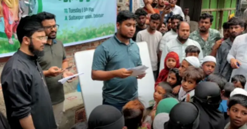 হাসনাত আব্দুল্লাহর উদ্যোগে বেদে শিক্ষার্থীদের জন্য শিক্ষাবৃত্তি