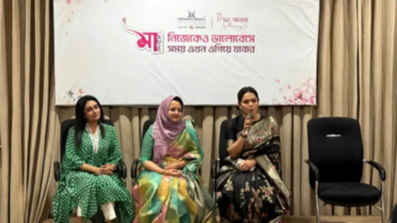 মা দিবসে মায়েদের সংগ্রাম ও স্বপ্নের গল্প শোনালেন নারীরা