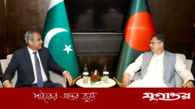 পাকিস্তানের স্বরাষ্ট্রমন্ত্রীর সাথে বাংলাদেশের স্বরাষ্ট্রমন্ত্রীর সাক্ষাৎ