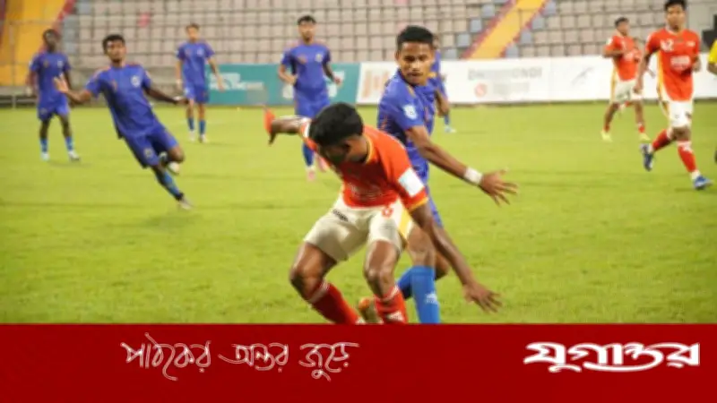 ফুটবলে নতুন বিতর্ক: ৯০ মিনিটের ম্যাচ শেষ ৩ ঘণ্টায়