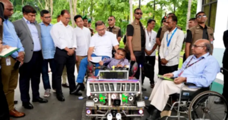 বিশেষ চাহিদাসম্পন্ন তরুণের ব্যাটারিচালিত গাড়ি, প্রধানমন্ত্রীর প্রশংসা
