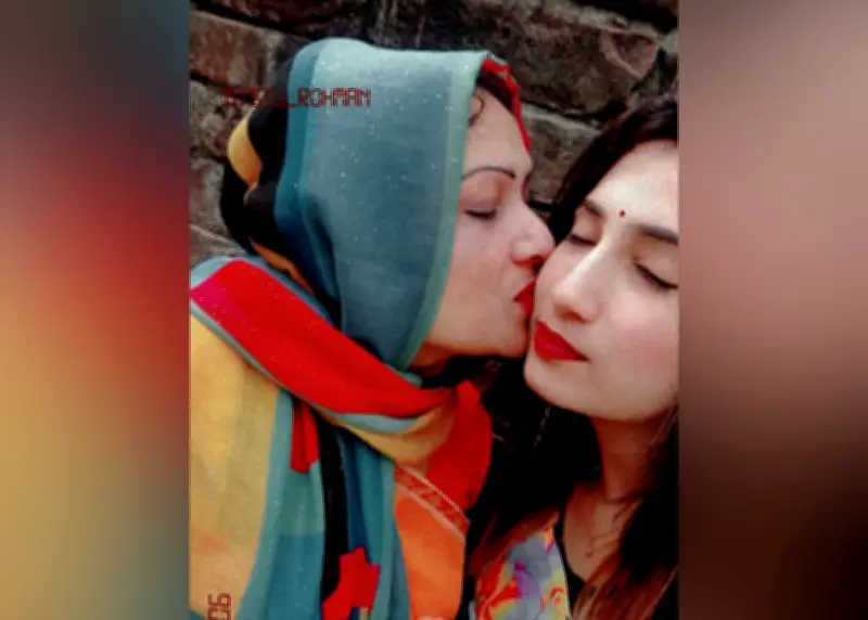 মায়ের কাছে চিরকাল ছোট থাকতে চাই