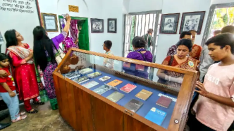 রবীন্দ্রনাথের শ্বশুরবাড়িতে কবির জন্মবার্ষিকী উৎসব
