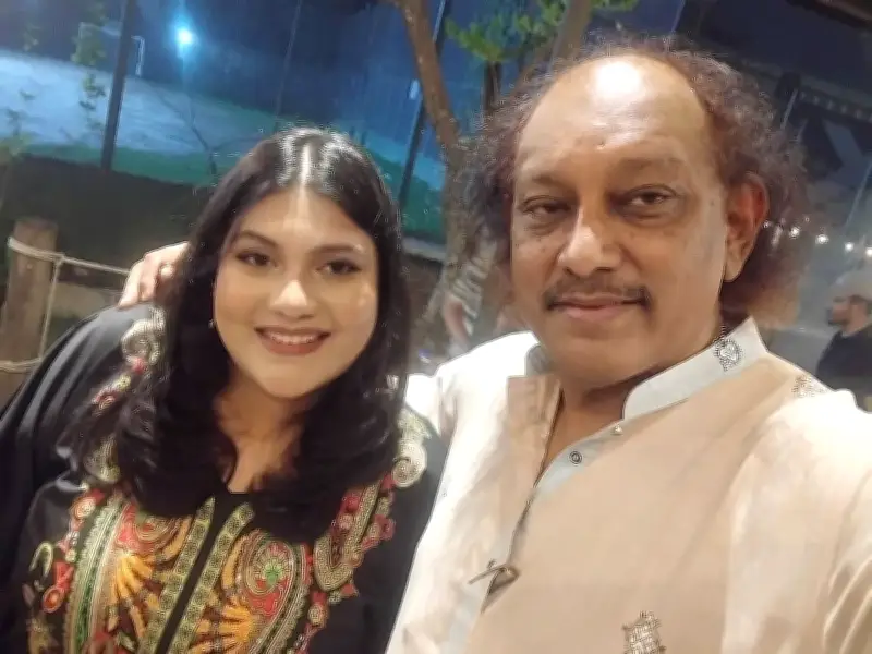 লিভার জটিলতায় লাইফ সাপোর্টে কারিনা কায়সার, অবস্থা সংকটাপন্ন