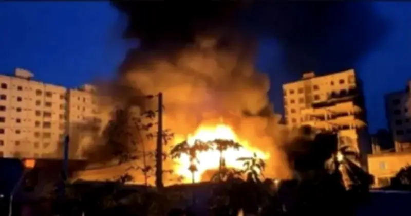 কারখানায় আগুন: খালি তদন্ত নয়, কার্যকর পদক্ষেপ চাই