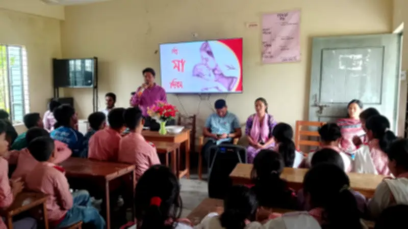 কচ্ছপতলী আলোর পাঠশালায় বিশ্ব মা দিবস উদযাপন
