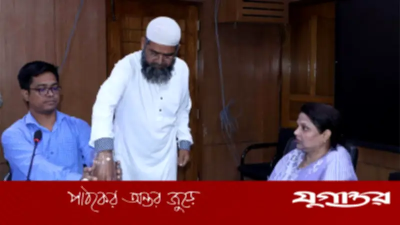 লটারিতে ১২ কানুনগোর পদায়ন, স্বচ্ছতায় জোর দিলেন ঢাকার ডিসি