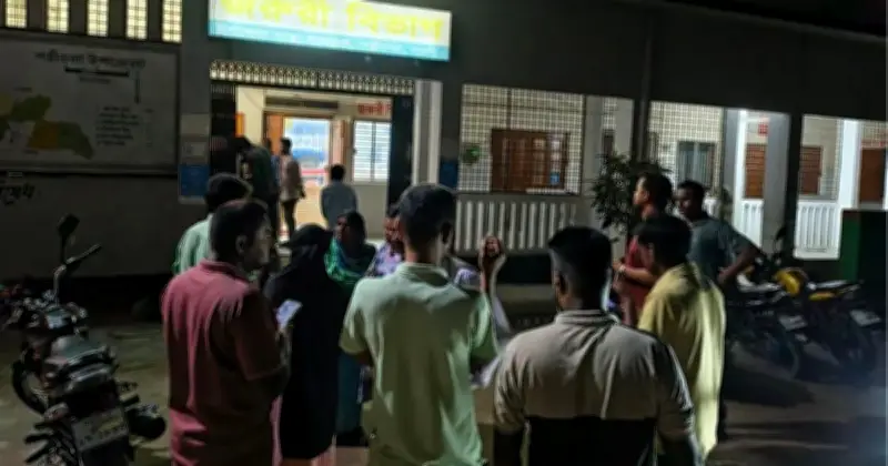 নওগাঁয় প্রাইভেটকার দুর্ঘটনায় দুইজন নিহত