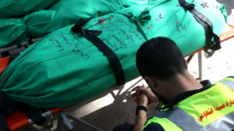 যুদ্ধবিরতির মধ্যেও লেবাননে নিহত ৫১, বার্সেলোনার লিগ শিরোপা জয়
