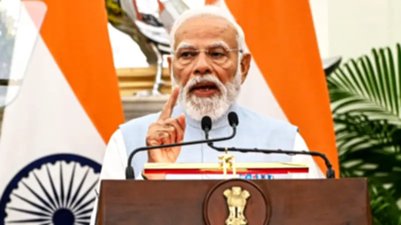 স্বর্ণ কেনা থেকে বিরত থাকুন: হাইকোর্টের নির্দেশ