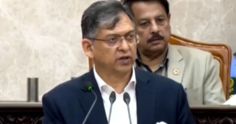 পুলিশে দুর্নীতি প্রশ্রয় নয়: স্বরাষ্ট্রমন্ত্রী